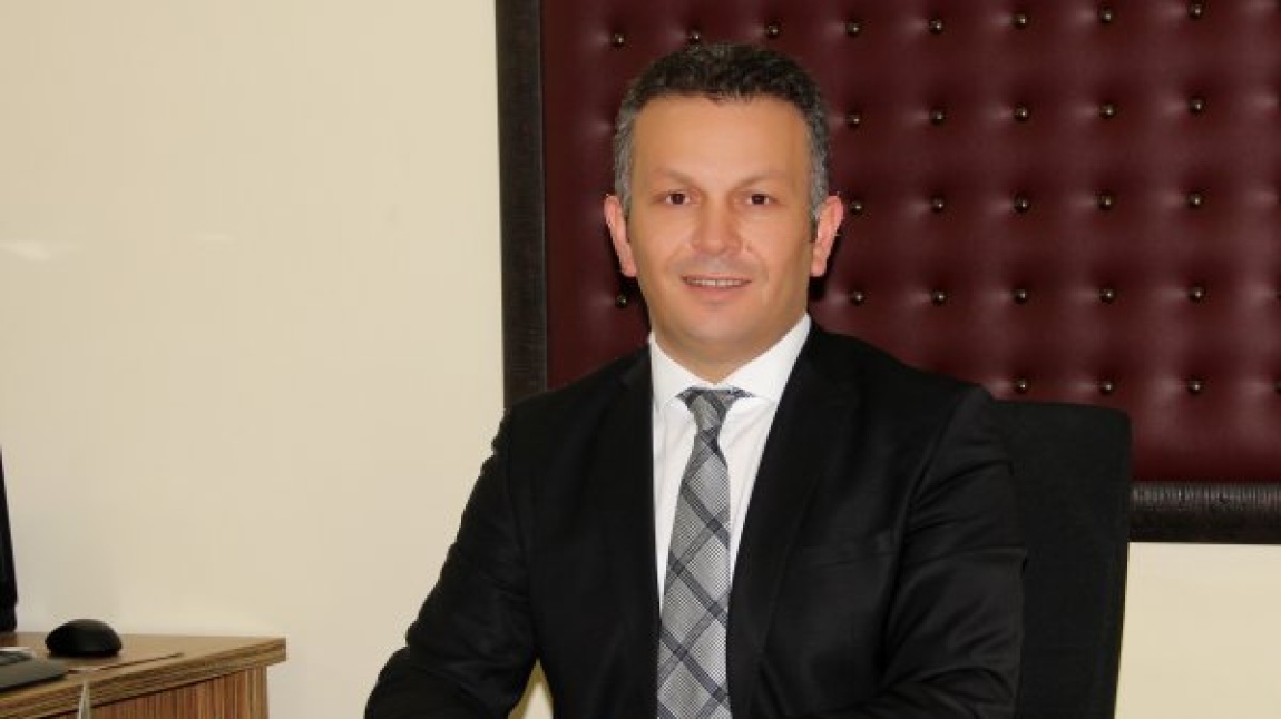 Uzman Öğretmen Mustafa HANÇER - Okul Müdürü